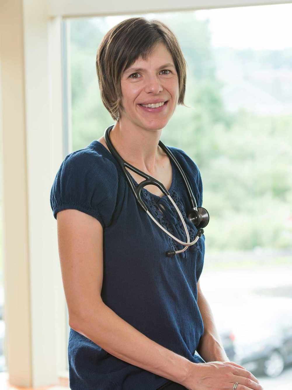 Dr. Gretchen F Paranya, MD